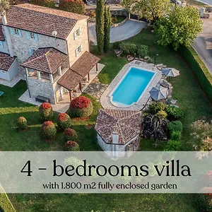 Paolina With Hot Tub Villa